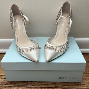 La Belle Women's Silver Embellished Heels
